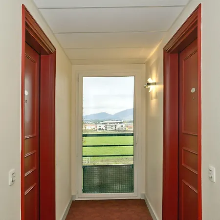 Residhome Geneve Le Carre D'or Aparthotel Prévessin