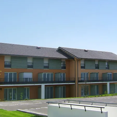 Apart Otel Residhome Geneve Le Carre D'or Prévessin