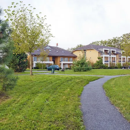 Residhome Geneve Le Carre D'or 3*