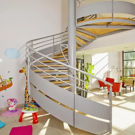 Residhome Geneve Le Carre D'or Aparthotel 3*