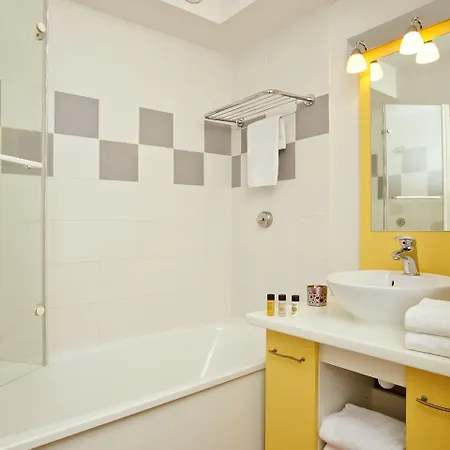 Residhome Geneve Le Carre D'or 3* Prévessin